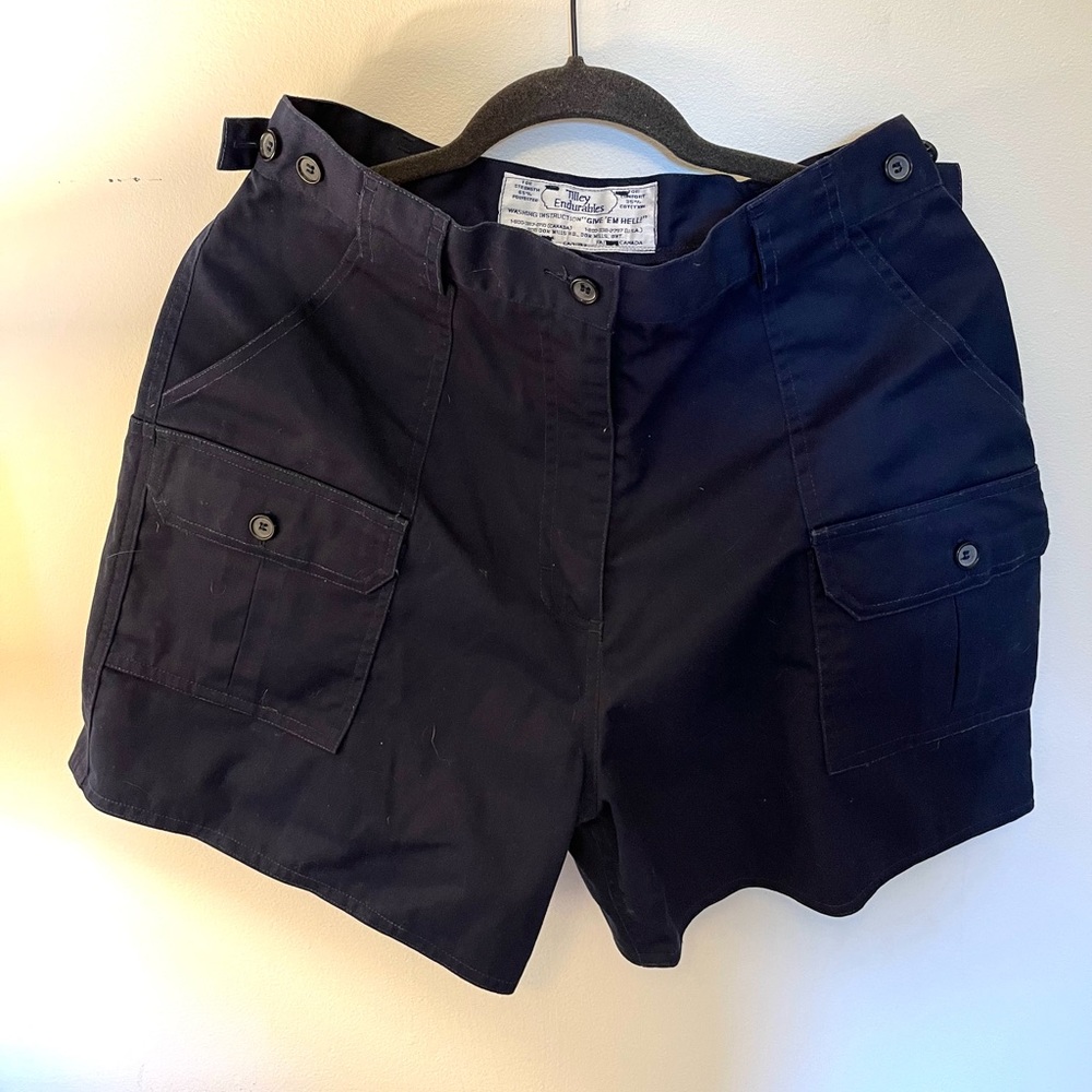 Vintage Tilly’s Cargo Shorts